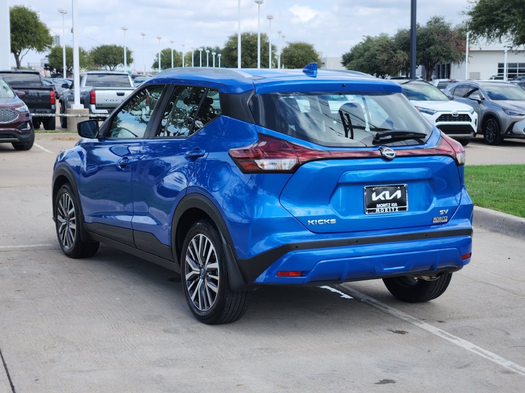 Used 2024 Nissan Kicks SV FWD image 3