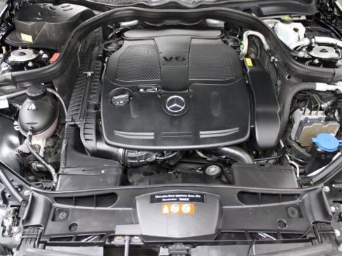 Used 2015 Mercedes-Benz E 350 4MATIC image 28