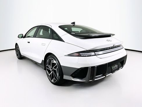 Used 2024 Hyundai Ioniq 6 SEL image 5