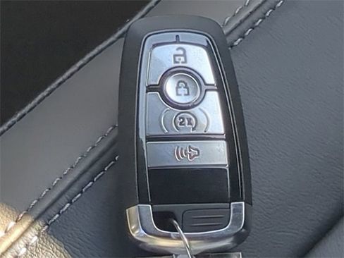 New 2025 Ford Bronco Outer Banks image 29