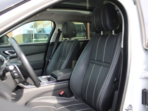 Certified 2022 Land Rover Range Rover Velar S image 5