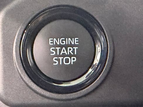 Used 2026 Toyota Tacoma SR5 AWD/4WD image 29