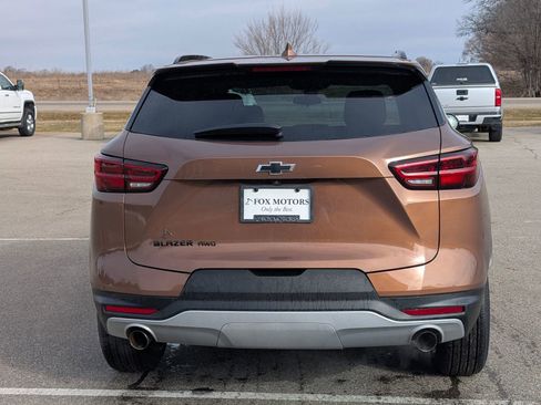 Used 2023 Chevrolet Blazer LT w/ Midnight/Sport Edition image 5