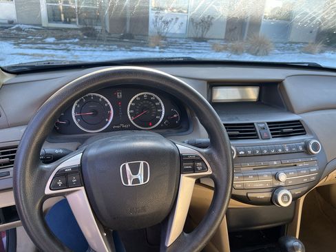 Used 2010 Honda Accord LX image 6