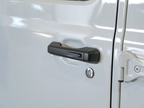 Used 2024 Jeep Wrangler Unlimited Rubicon 392 image 57