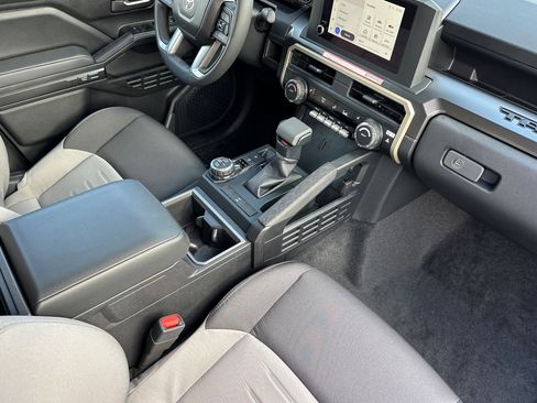 New 2025 Toyota Tacoma TRD Off-Road image 13