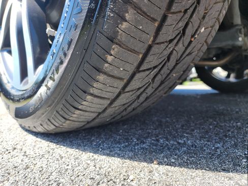 Used 2016 Honda Pilot Touring image 22