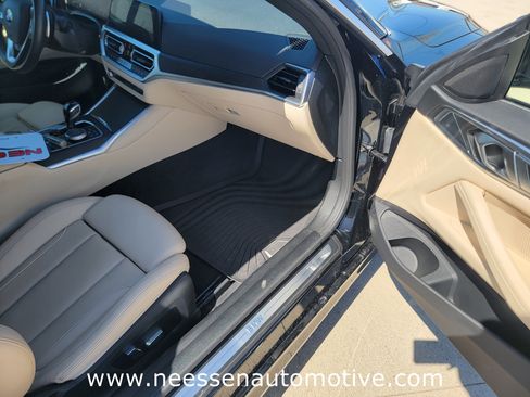 Used 2023 BMW 430i 430i Convertible w/ Premium Package image 11