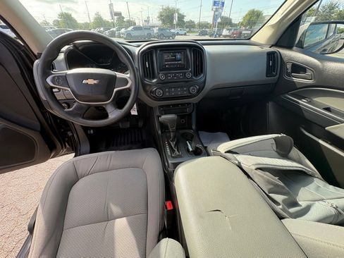 Used 2016 Chevrolet Colorado W/T w/ WT Convenience Package AWD/4WD image 7