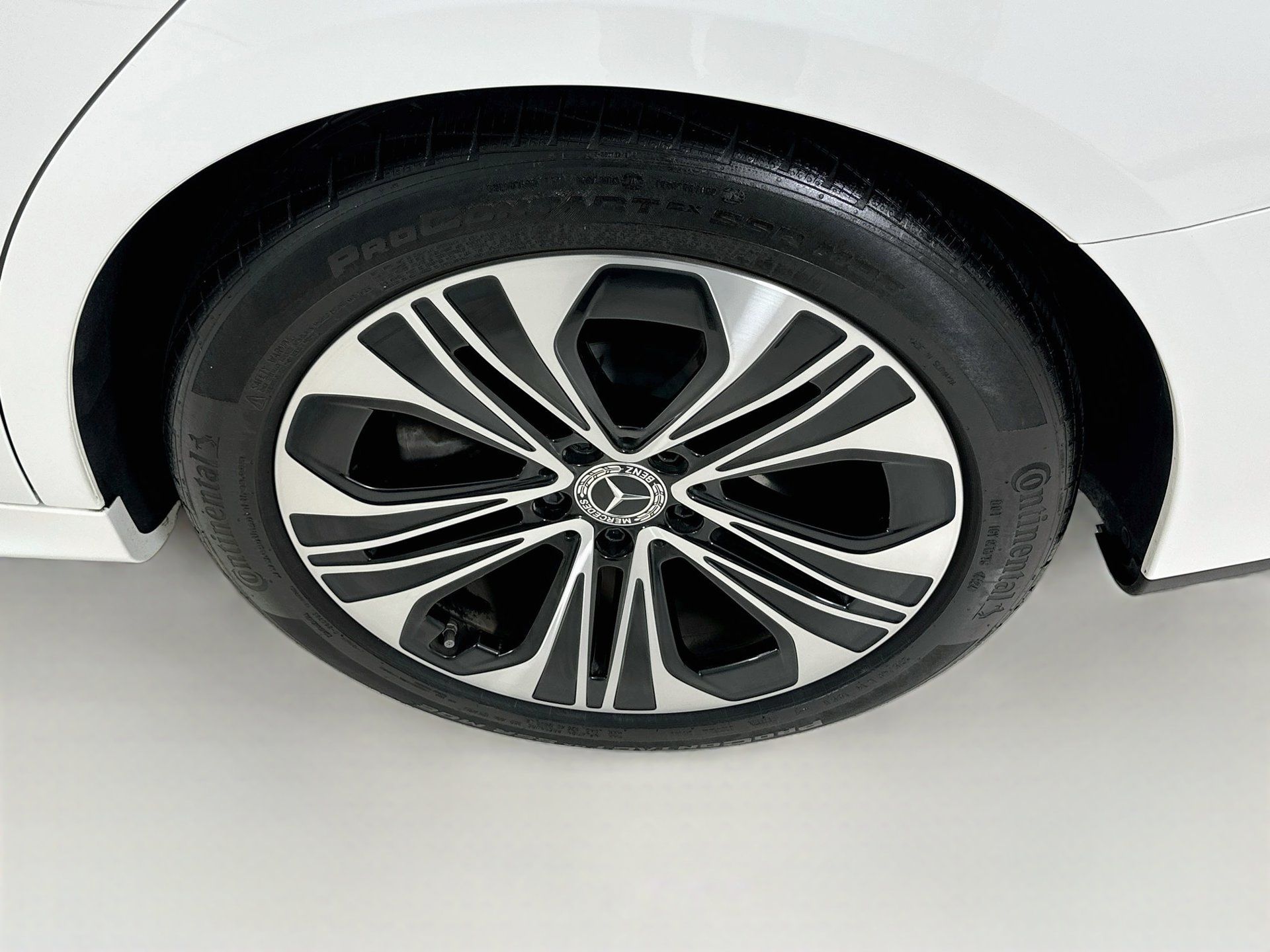 Certified 2025 Mercedes-Benz E 350 Sedan image 34