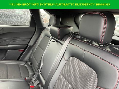 Used 2025 Ford Escape ST-Line AWD/4WD image 12