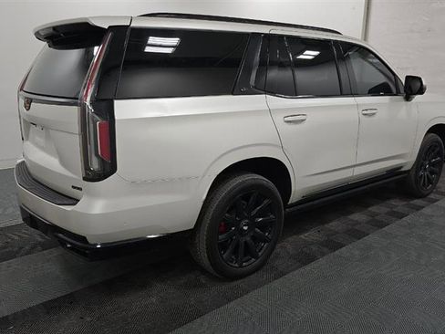 Used 2021 Cadillac Escalade Premium Luxury Platinum image 13