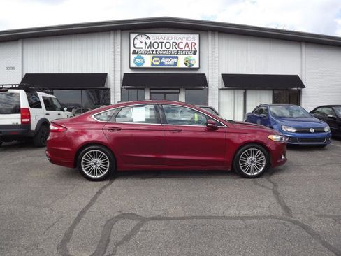 Used 2013 Ford Fusion SE image 6