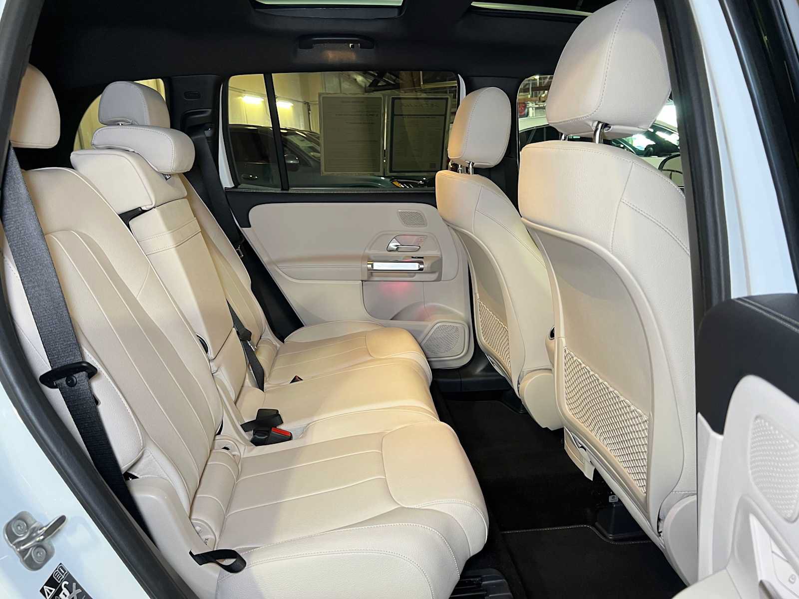 Certified 2026 Mercedes-Benz GLB 250 4MATIC image 13