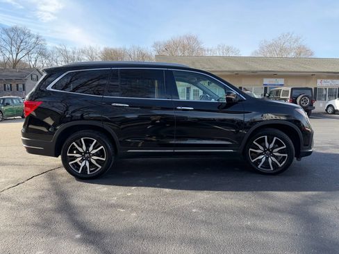 Used 2020 Honda Pilot Touring image 5