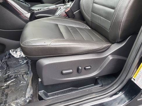 Used 2016 Ford Escape Titanium AWD/4WD image 15