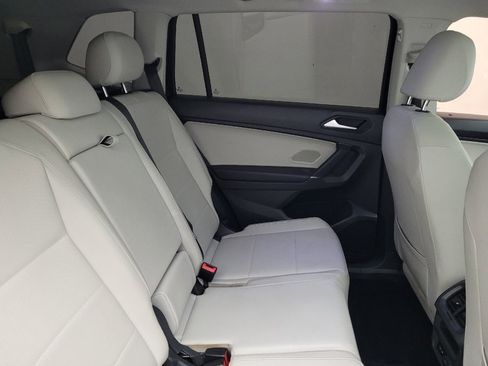 Used 2020 Volkswagen Tiguan SEL w/ 3rd Row Seat Package image 19