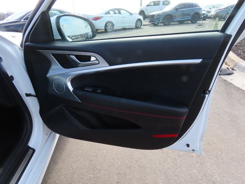 Used 2023 Genesis G70 2.0T w/ Sport Prestige Package image 10