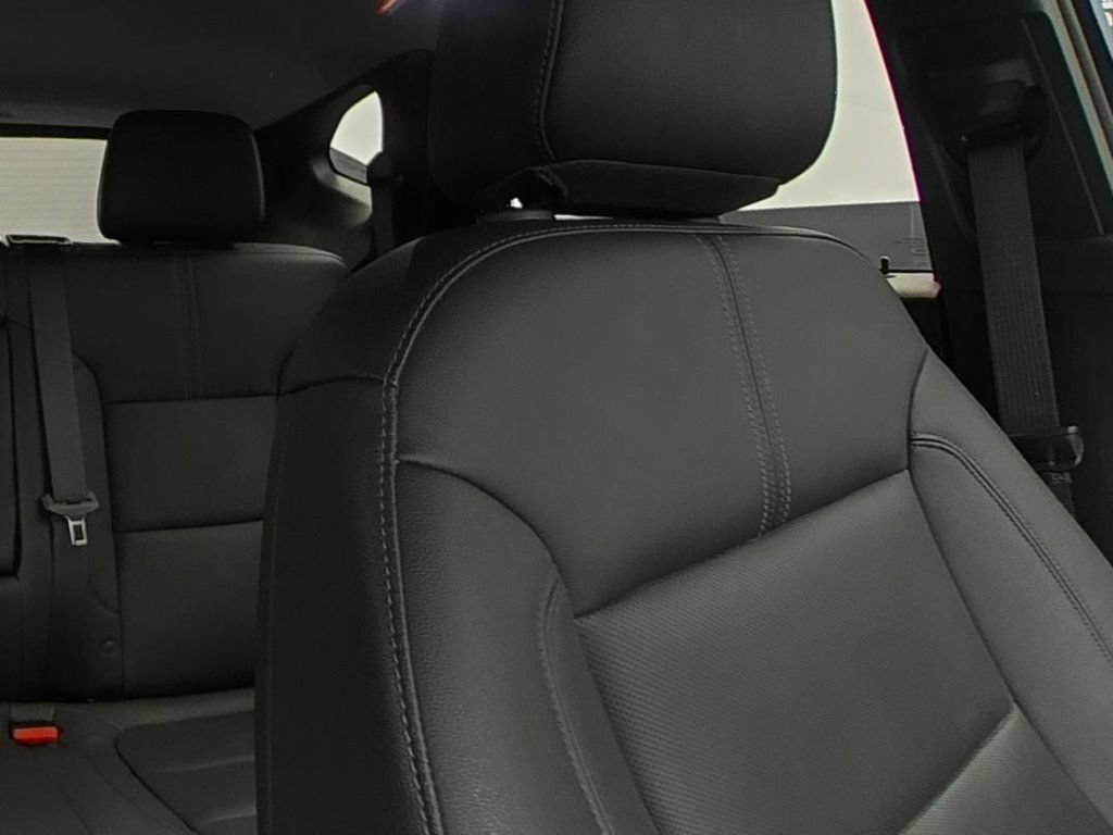 Certified 2022 Chevrolet Blazer LT AWD/4WD image 11