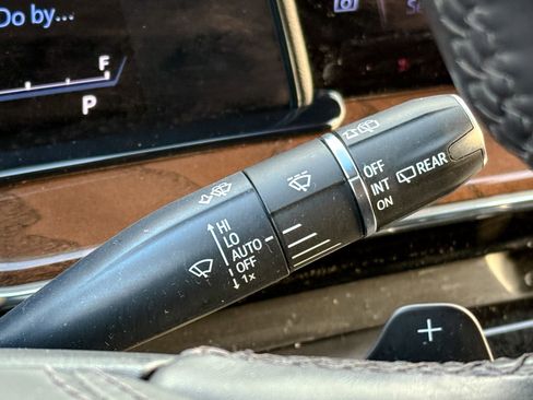 Certified 2023 Cadillac Escalade Sport Platinum image 29