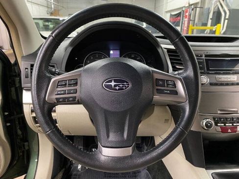 Used 2013 Subaru Outback 2.5i Premium w/ All-Weather Pkg AWD/4WD image 21