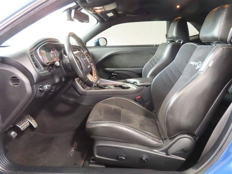 Used 2020 Dodge Challenger SRT Hellcat w/ Plus Package RWD image 17
