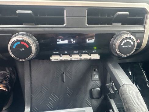 Used 2024 Toyota Tacoma SR image 34