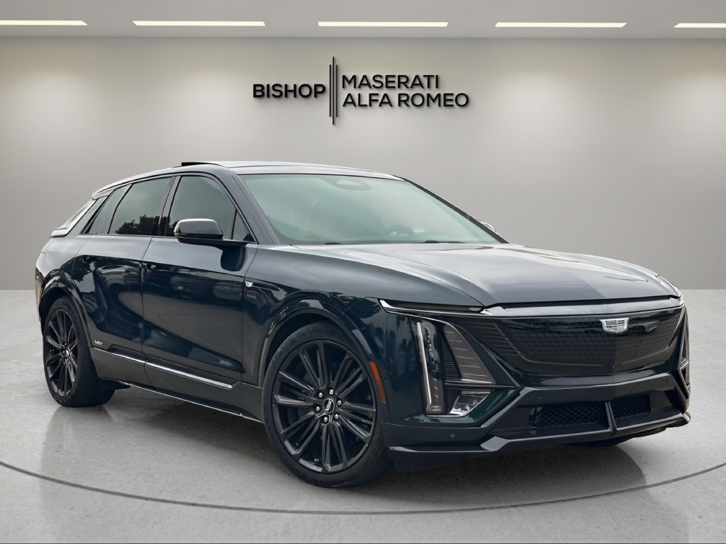 Used 2026 Cadillac Lyriq V AWD/4WD image 1
