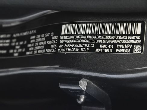 Used 2022 Alfa Romeo Stelvio Ti AWD/4WD image 13