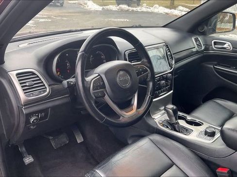 Used 2019 Jeep Grand Cherokee Limited image 14