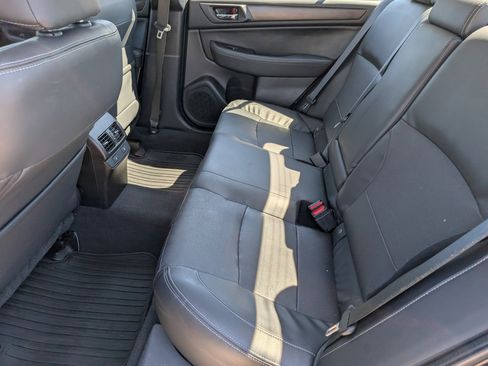 Used 2016 Subaru Legacy 2.5i Limited AWD/4WD image 10
