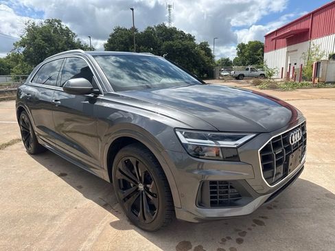 Used 2020 Audi Q8 Premium Plus w/ Premium Plus Package AWD/4WD image 3