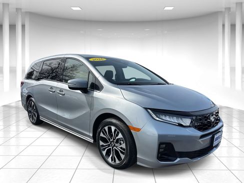 Certified 2026 Honda Odyssey Elite image 1