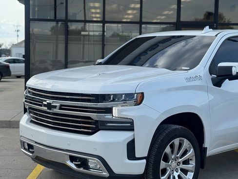 Used 2021 Chevrolet Silverado 1500 High Country image 2