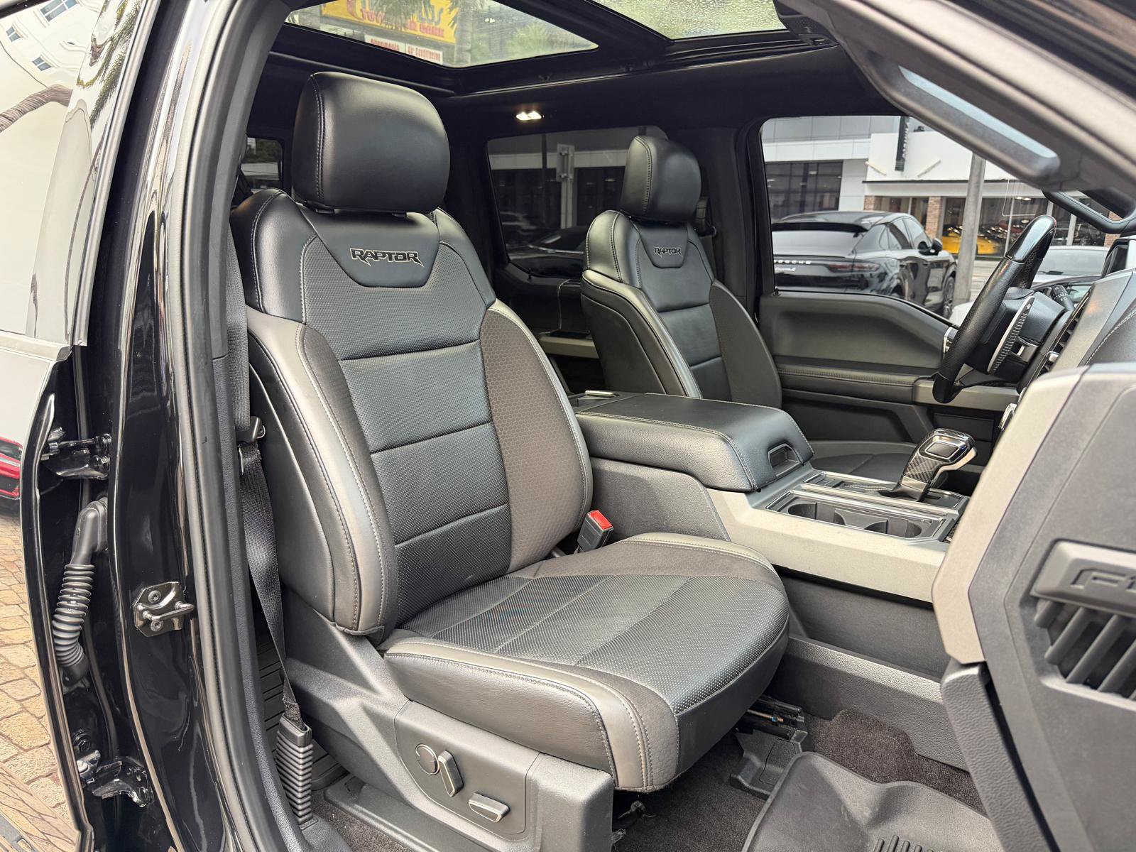 Used 2019 Ford F150 Raptor w/ Equipment Group 802A Luxury AWD/4WD image 49