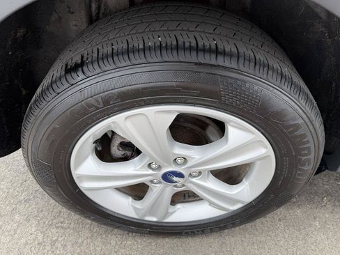 Used 2016 Ford Escape SE AWD/4WD image 18