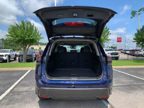 New 2026 Nissan Rogue Dark Armor FWD image 5