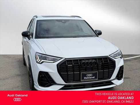 Certified 2025 Audi Q3 2.0T Premium Plus w/ Premium Plus Package AWD/4WD image 1