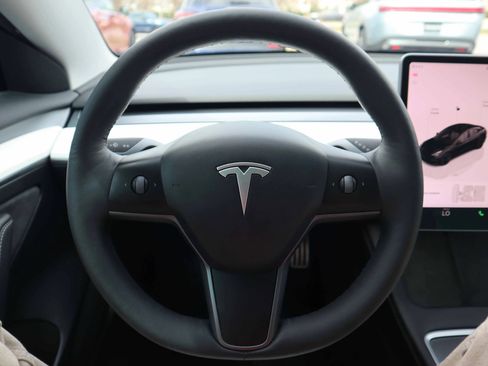 Used 2022 Tesla Model 3 Performance image 14