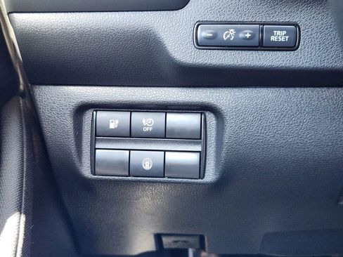 Used 2024 Nissan Leaf S FWD image 18