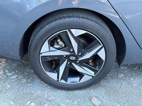 Certified 2023 Hyundai Elantra SEL w/ Convenience Package FWD image 7