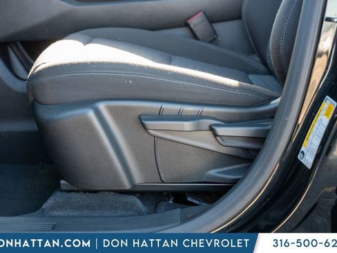 Used 2025 Chevrolet Equinox LT image 19