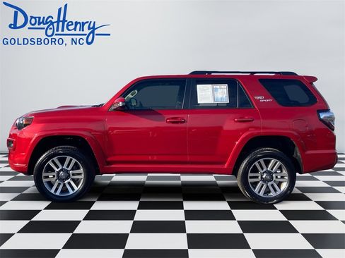 Used 2024 Toyota 4Runner TRD Sport image 2