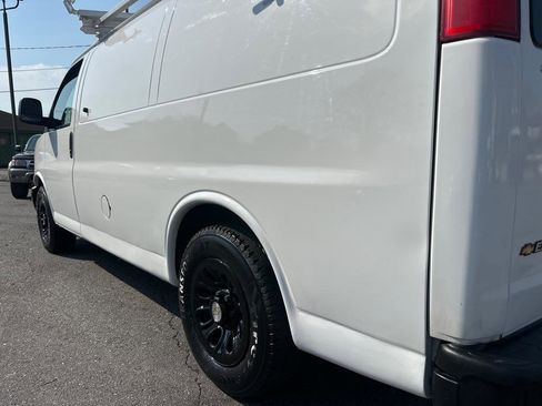 Used 2011 Chevrolet Express 1500 AWD w/ Power Package image 17