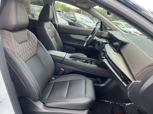 Used 2026 Nissan Murano Platinum w/ Cargo Package AWD/4WD image 19