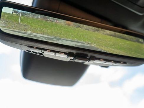 Used 2023 Toyota Highlander Platinum AWD/4WD image 49