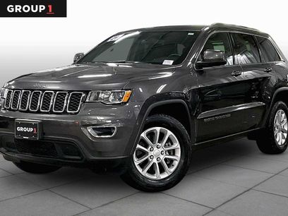 Used 2021 Jeep Grand Cherokee Laredo