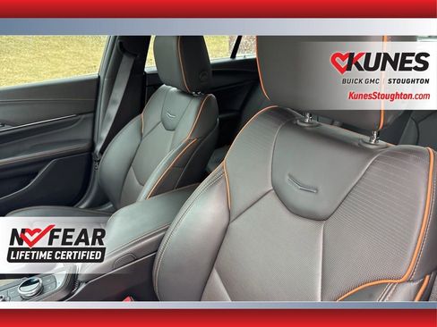 Used 2025 Cadillac CT4 V image 23