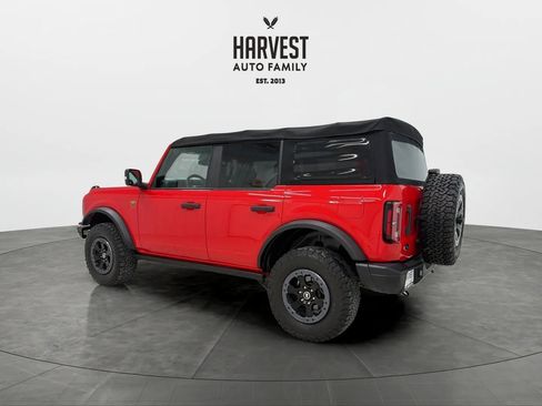 Used 2022 Ford Bronco Badlands image 3