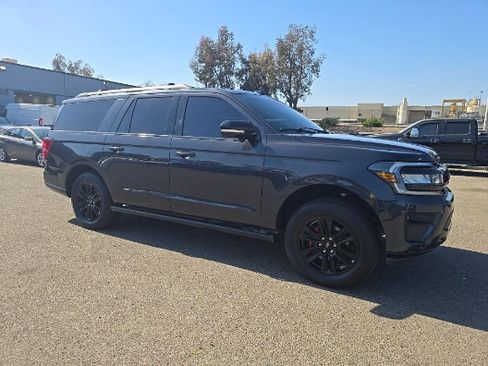 Used 2023 Ford Expedition Max Limited AWD/4WD image 4